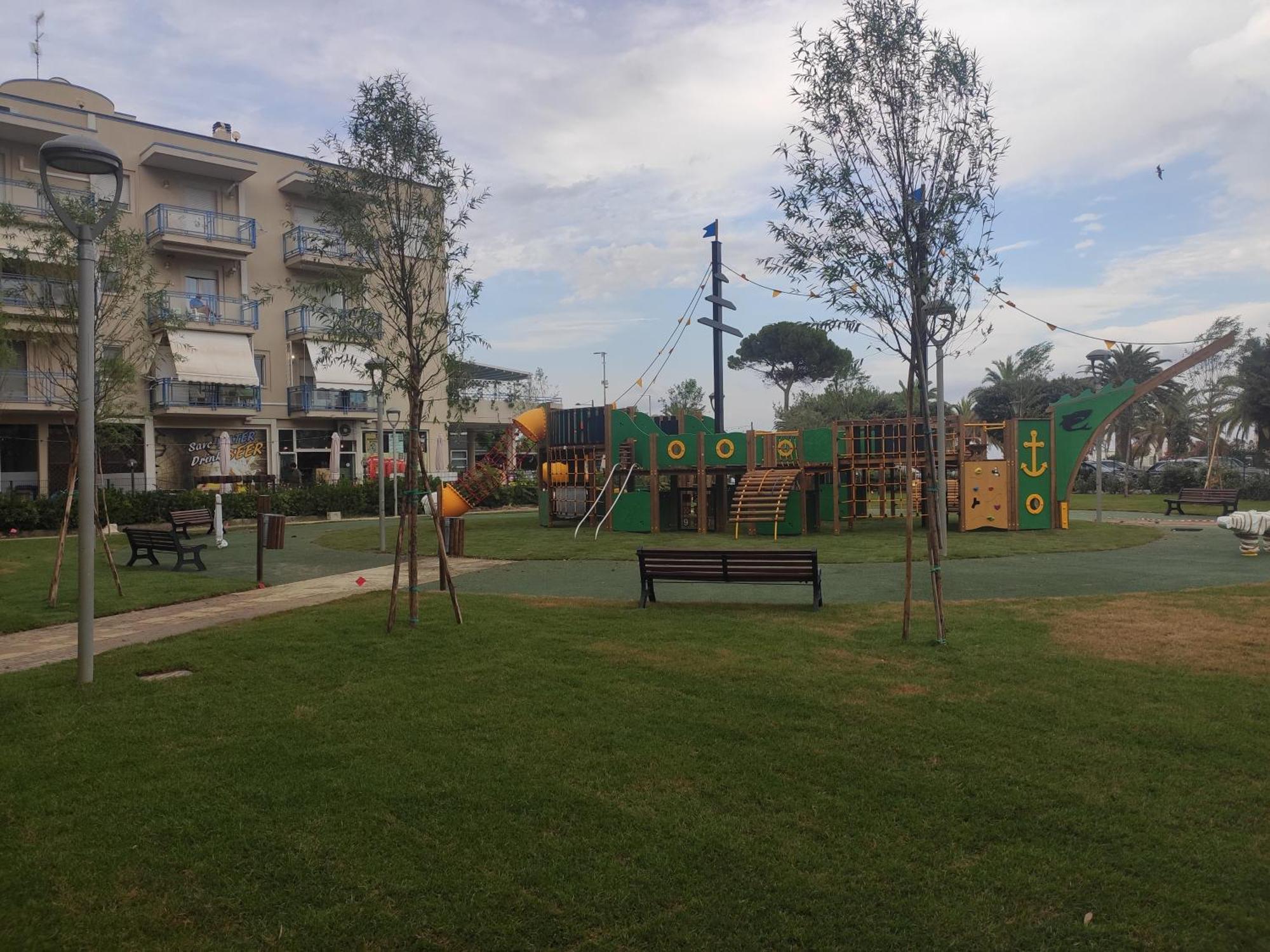 Casa Felix Apartment Giulianova Bagian luar foto